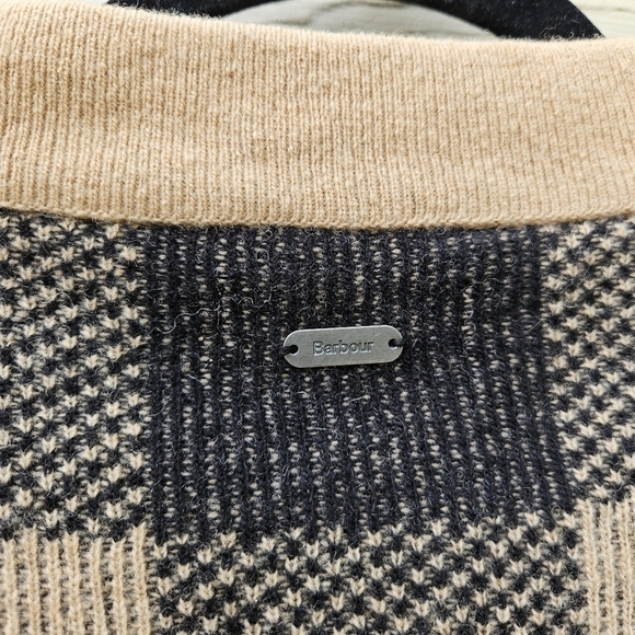 Barbour Glendevon Knit wool blend black and tan plaid boxy cardigan size 14 - Picture 4 of 5